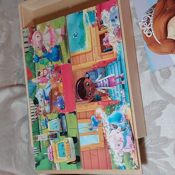 Cardinal•Disney Junior•5 Wood Puzzles• Work-Space/Storage Tray - Picture 3 of 11